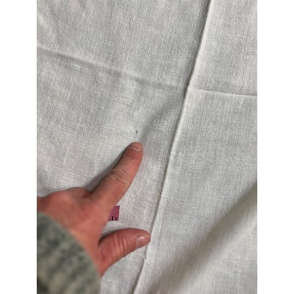 Crochet butterfly embroidered springtime butterfly lace edge tablecloth - Picture 3 of 7